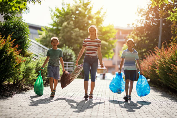 Best Commercial Cleanout Services  in Holtville, CA